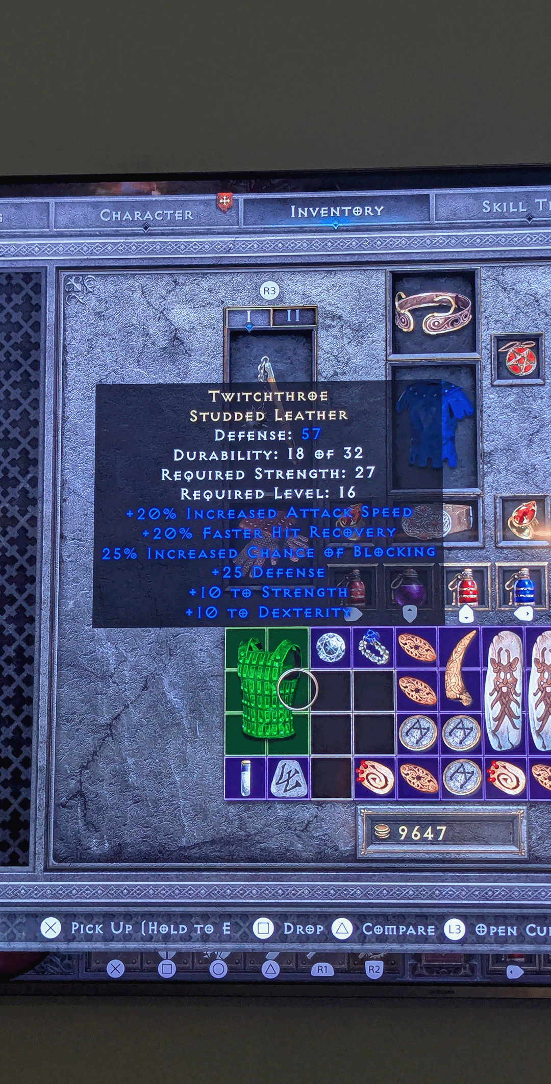 Point your phone camera at a D2R item tooltip